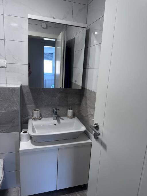 Apartman Pionirska Dolina Сараево Экстерьер фото